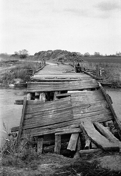VI_FoN_02-003_50.jpg - Híd a Marcal folyó fölött.