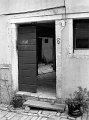 VI_FoN_10-02_00